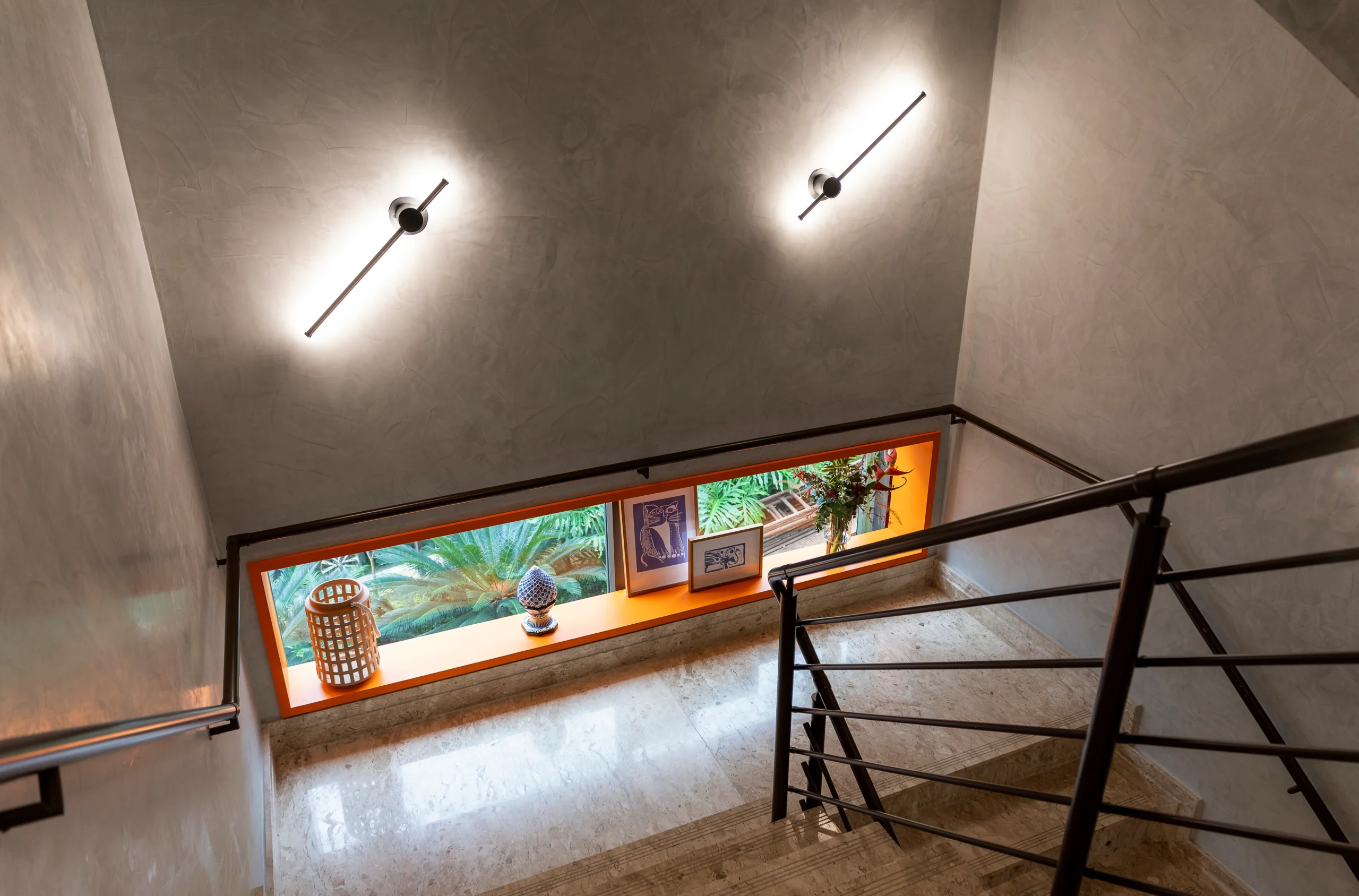 Iluminação em escadas.